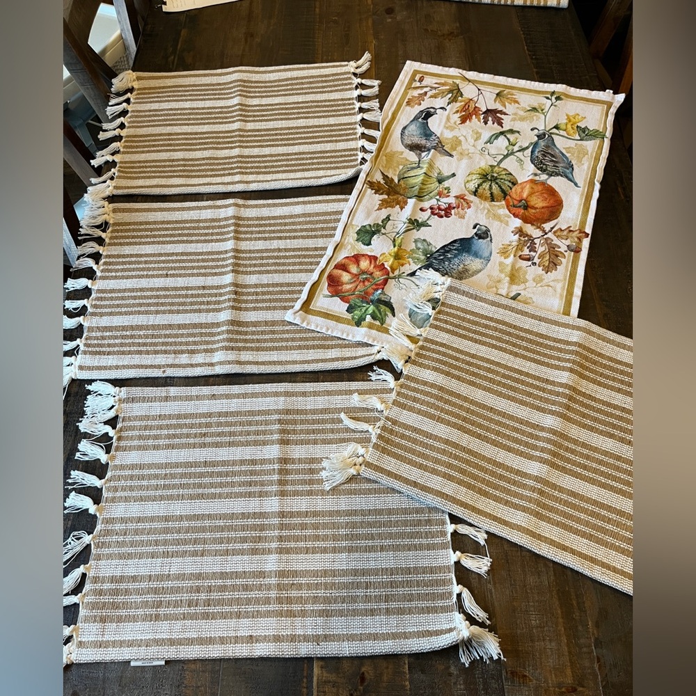Beautiful Hand & Hearth by Magnolia Jute & Cotton 4 Placemats Fall + Tea Towel